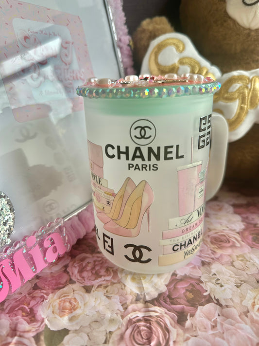 Coffee mug with lid