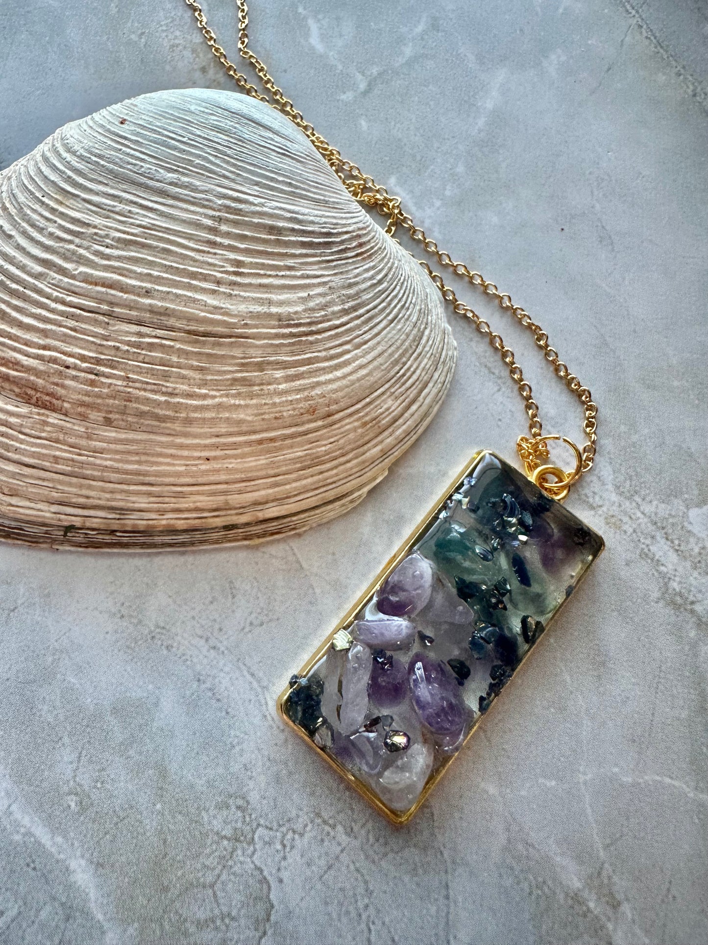 Stone designed necklace